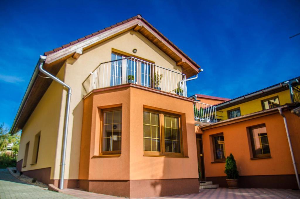 Relax Penzion U Adama Dolna Tizina Exterior photo