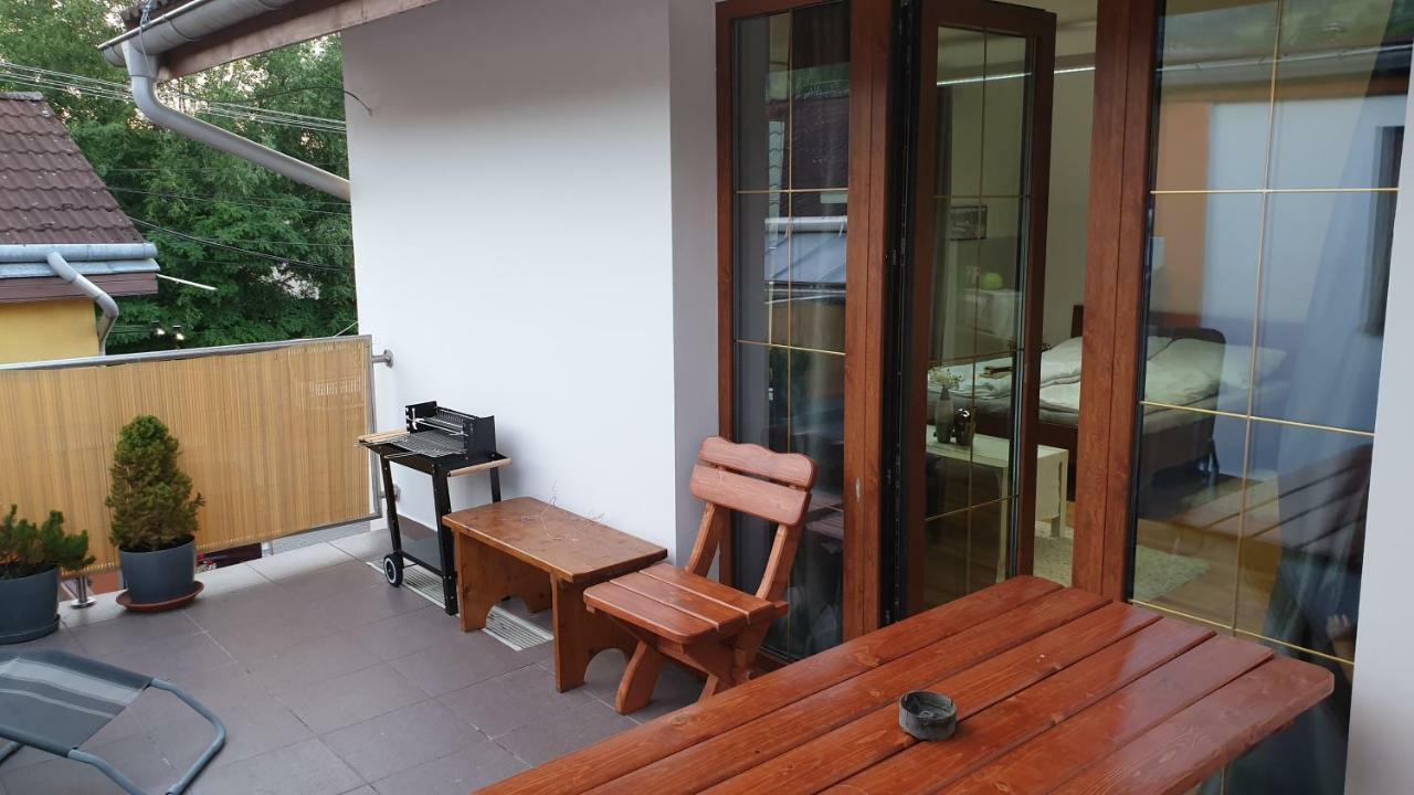 Relax Penzion U Adama Dolna Tizina Exterior photo